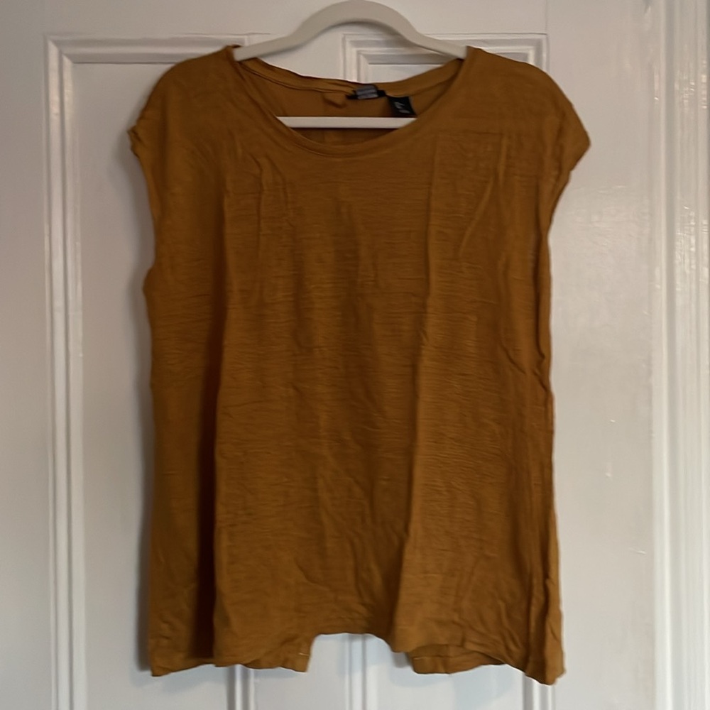 Tahari linen mustard top, size Large